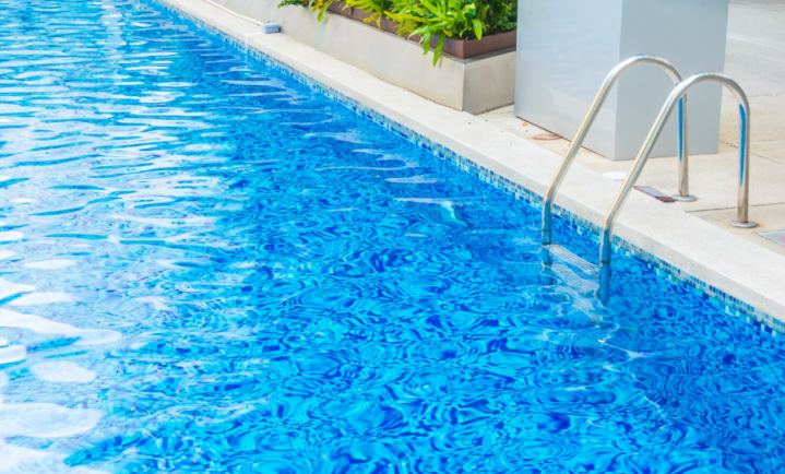 Réalisation de piscine en béton à Villefranche-sur-Saône